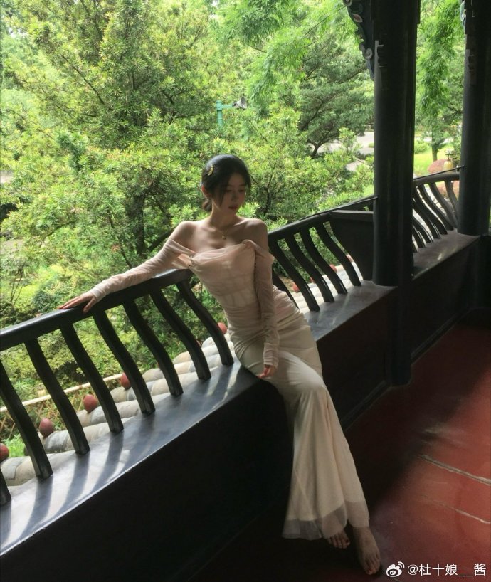 笔仙惊魂 封面